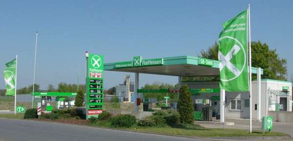 Tankstelle8.1.jpg Tankstelle8.1.jpg