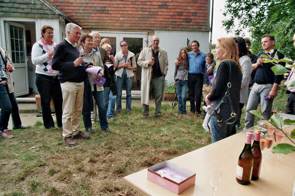 Im Bluewood Stud bei Sian unf Mark Reade. Im Bluewood Stud bei Sian unf Mark Reade.